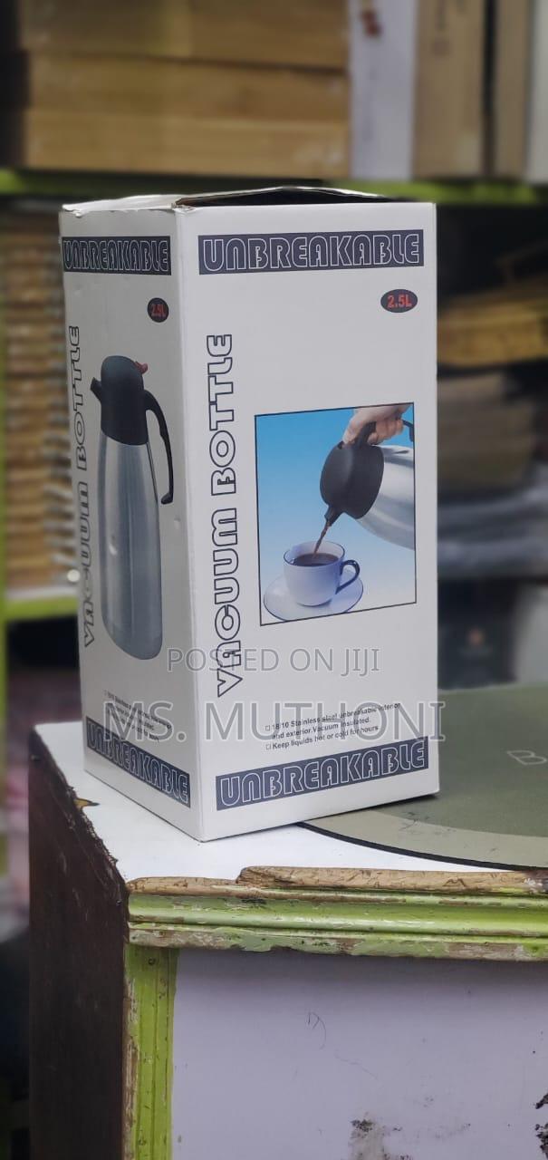 Unbreakable Hot and Cold Thermo Flask - thumbnail 3