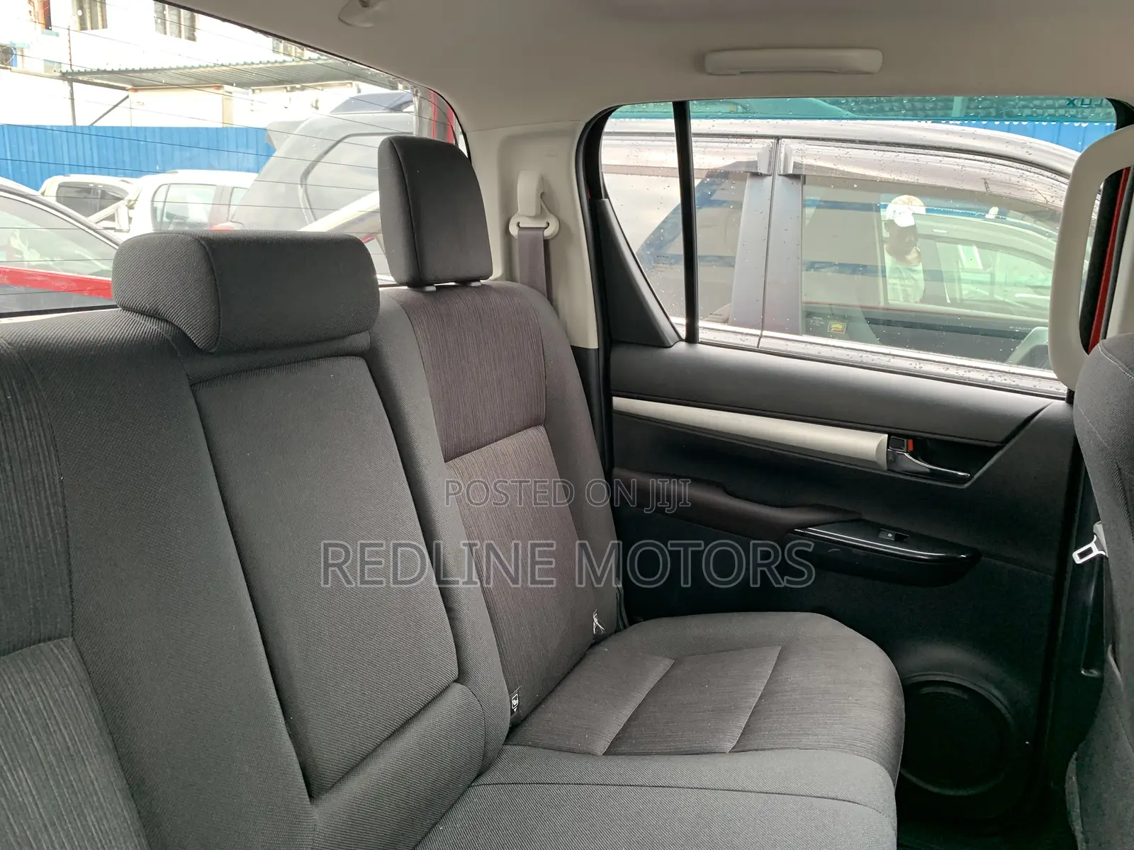 Toyota Hilux SR5 4x4 2016 Red