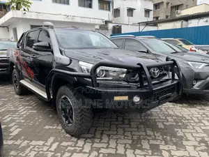 Toyota Hilux 2018 Black