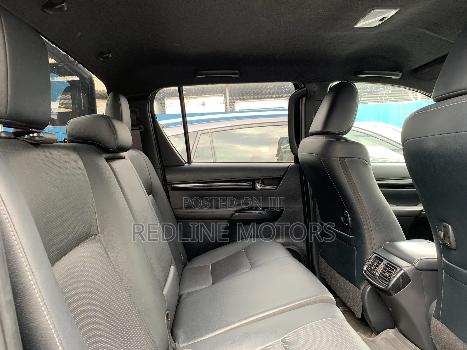 Toyota Hilux 2018 Black