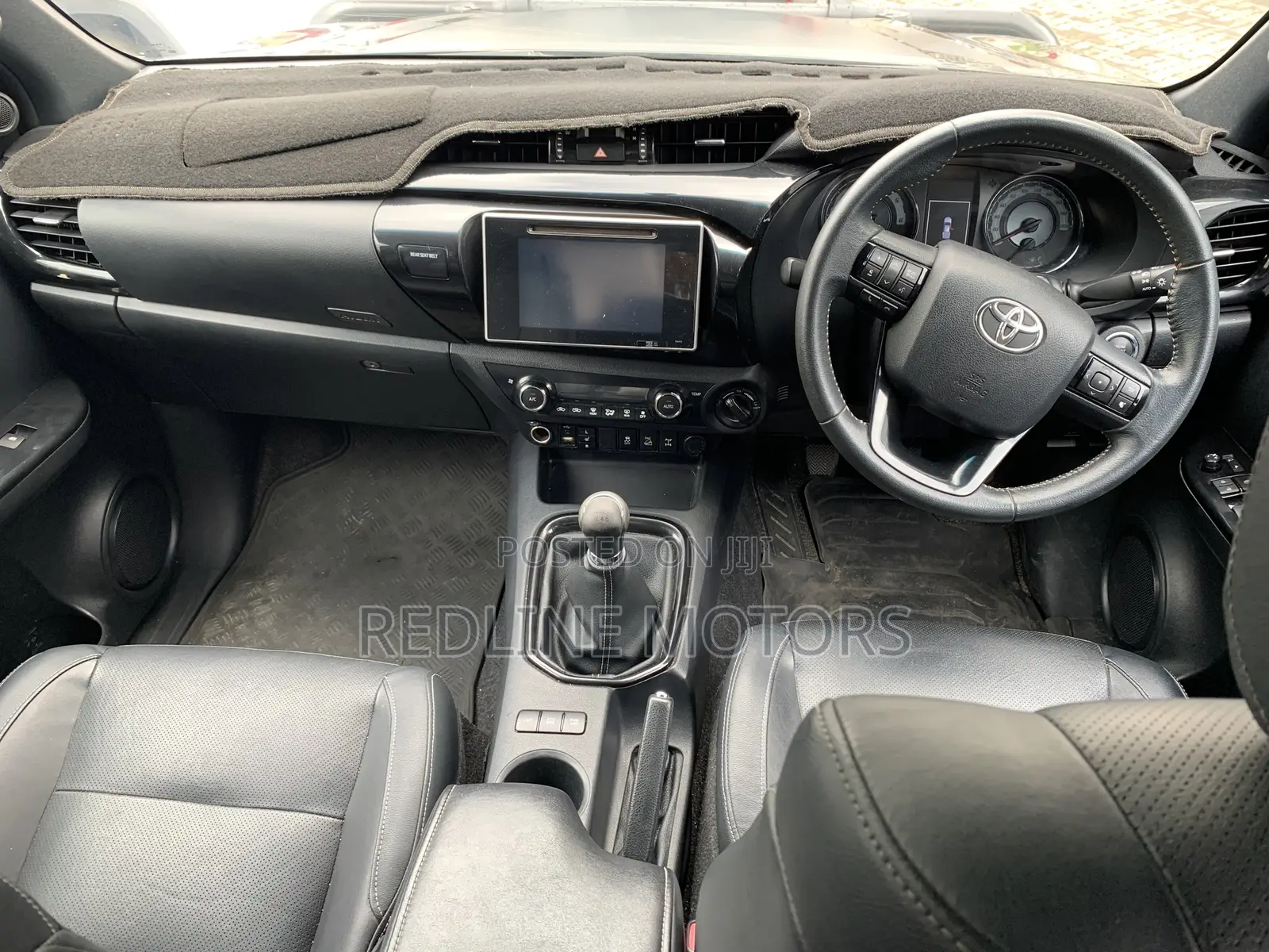 Toyota Hilux 2018 Black