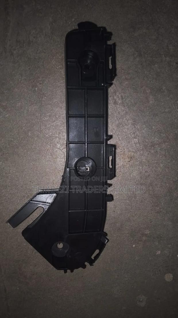 Bumper Slide Toyota Lexus LX 570