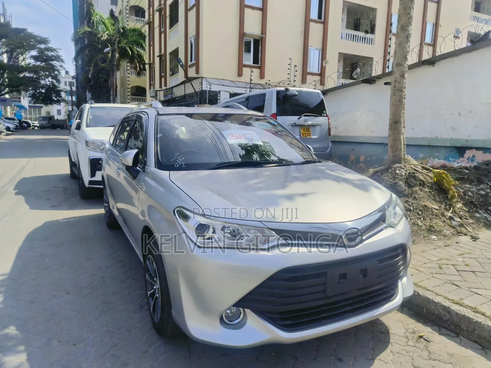 Toyota Corolla Fielder 2017 Silver