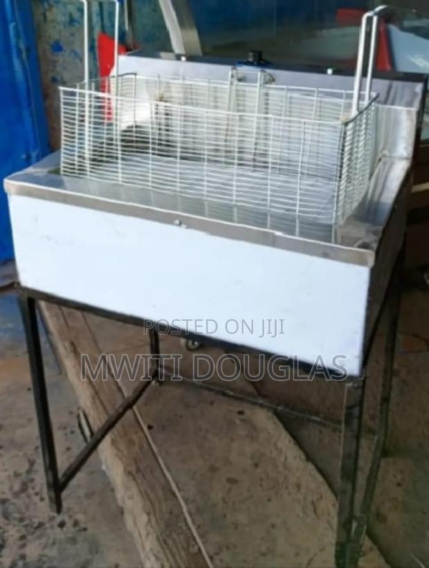 Stable Local Deep Fryer - main view