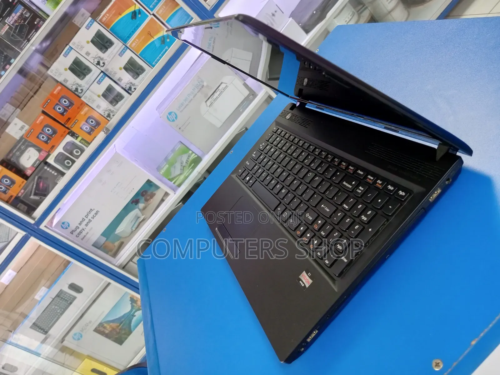 Laptop Lenovo IdeaTab N585 4GB AMD A6 HDD 500GB