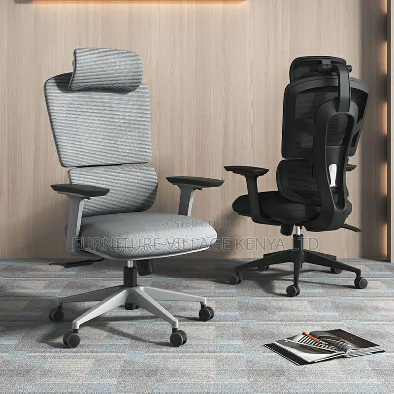 Adjustable Height Modern Mesh Task Chair in Black