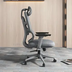 Adjustable Height Modern Mesh Task Chair in Black