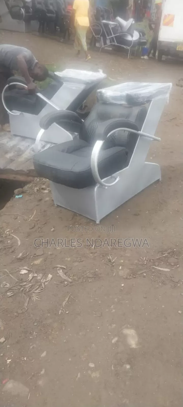 Creative Vintage Farmhouse Barbershop Chair Model