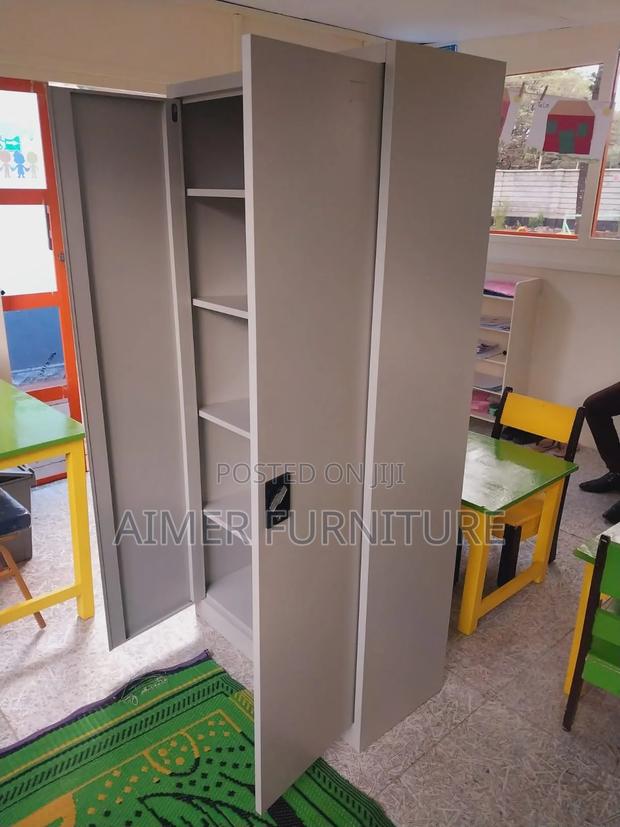 Locker Cabinet - thumbnail 2