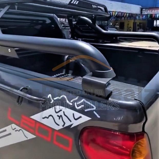 4x4 Sports Roll Bar Mounting Bracket - main view