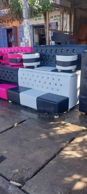 Pedicure Seat's