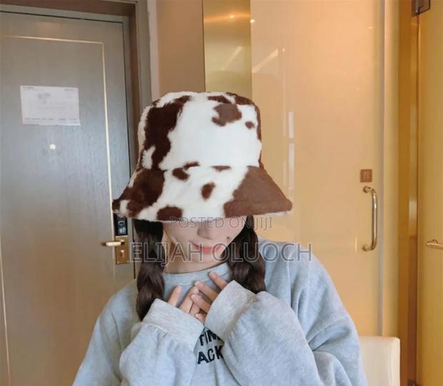 Fur Bucket Hats - thumbnail 2