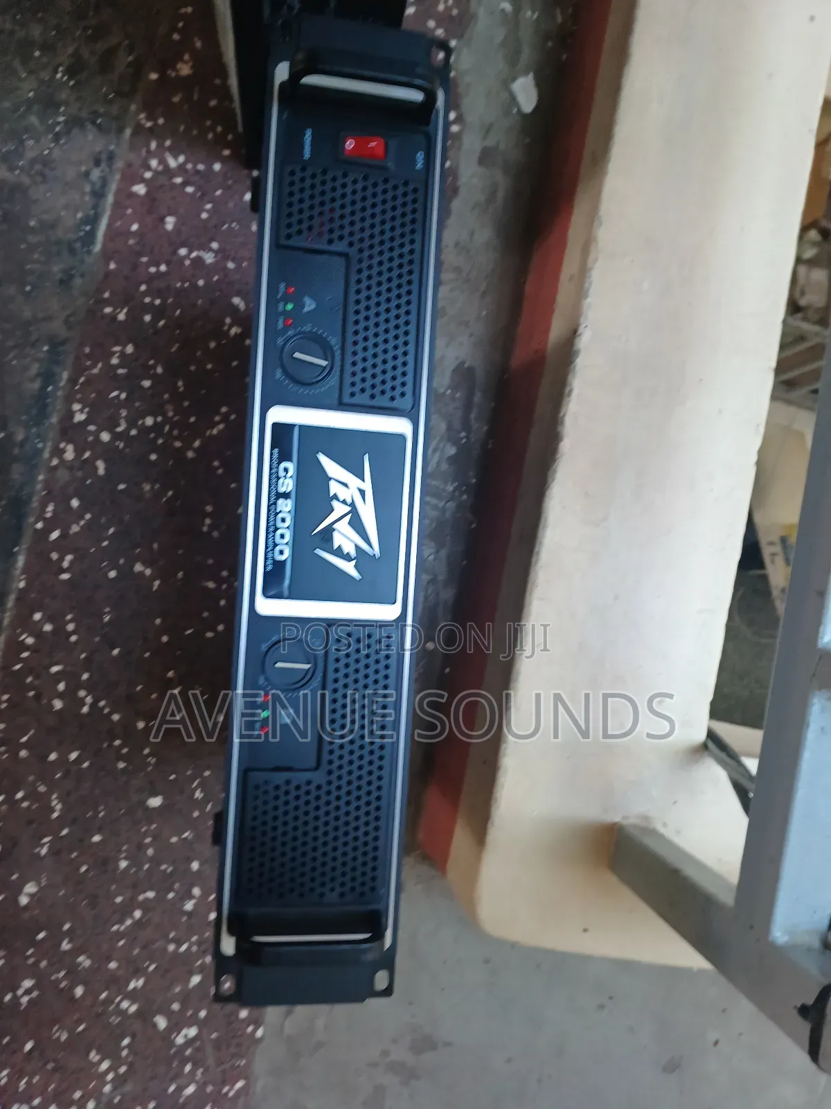 Peavey Cs2000 Power Amplifier