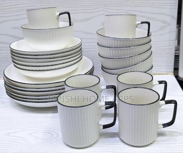 24pcs White Ceramic Dinner Set With Black Rim - thumbnail 2