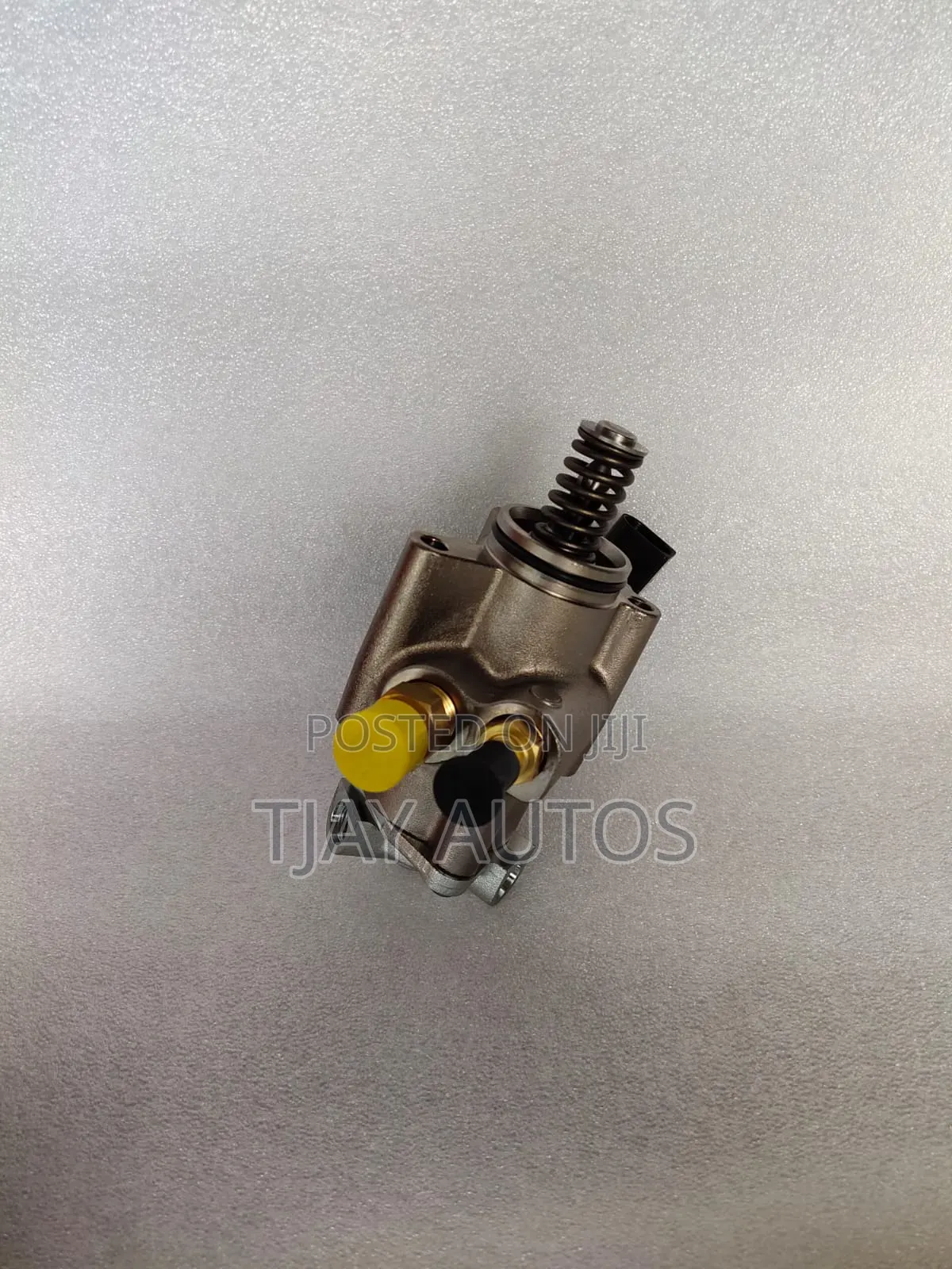 High Pressure Fuel Pump 06F127025M for Volkswagen Audi