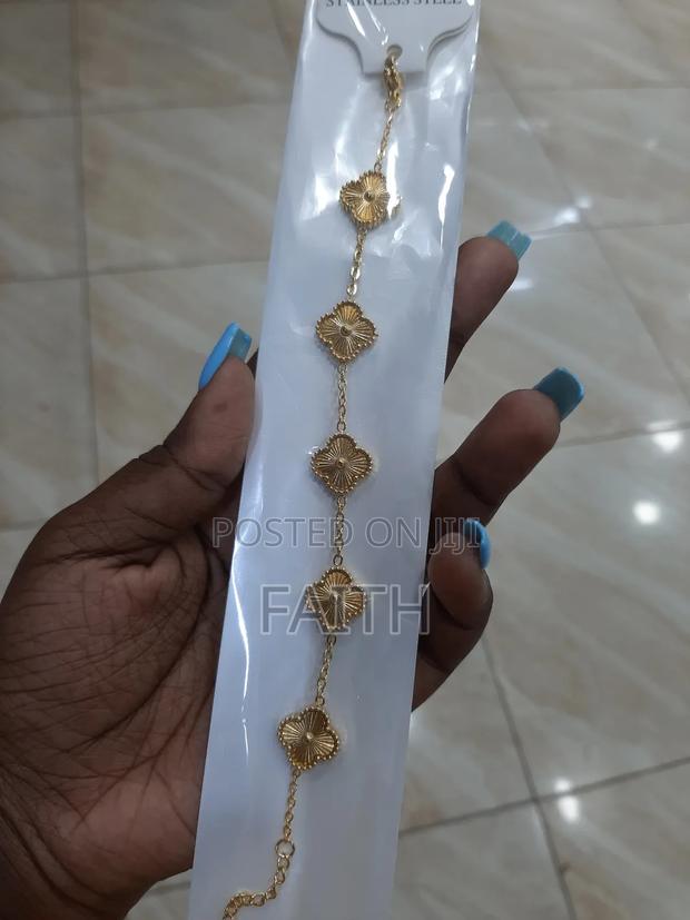 Van Cleef Bracelets - thumbnail 3