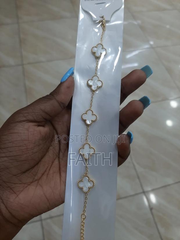 Van Cleef Bracelets - thumbnail 5