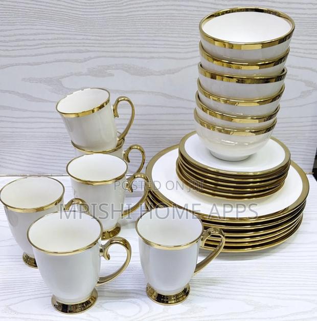 24pcs Round Ceramic Dinner Set With Gold Rim - thumbnail 3