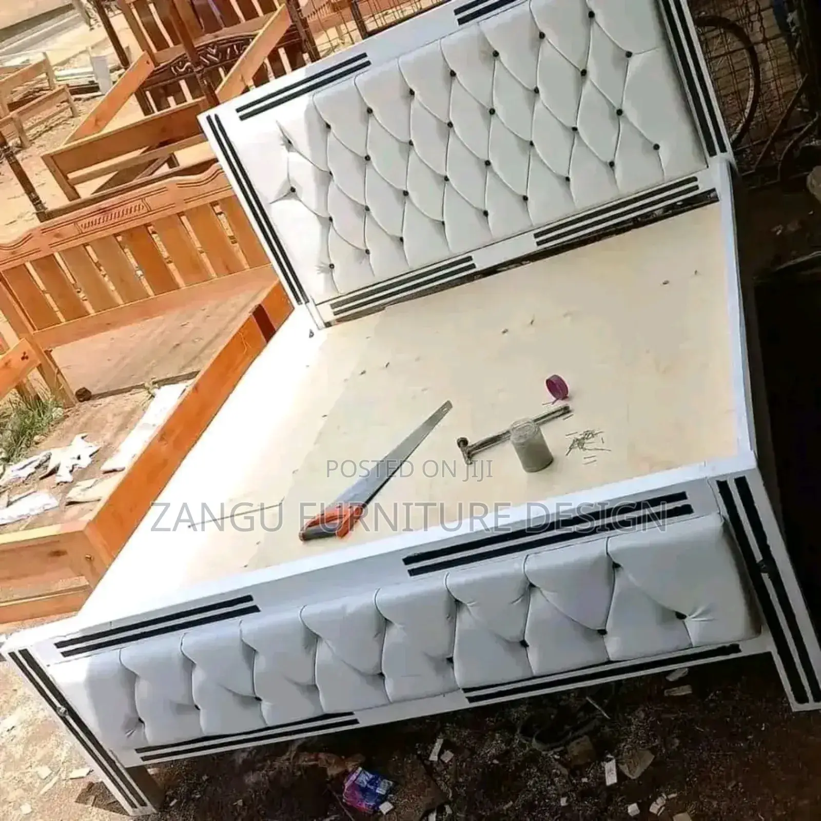 4*6 Beds Available in White