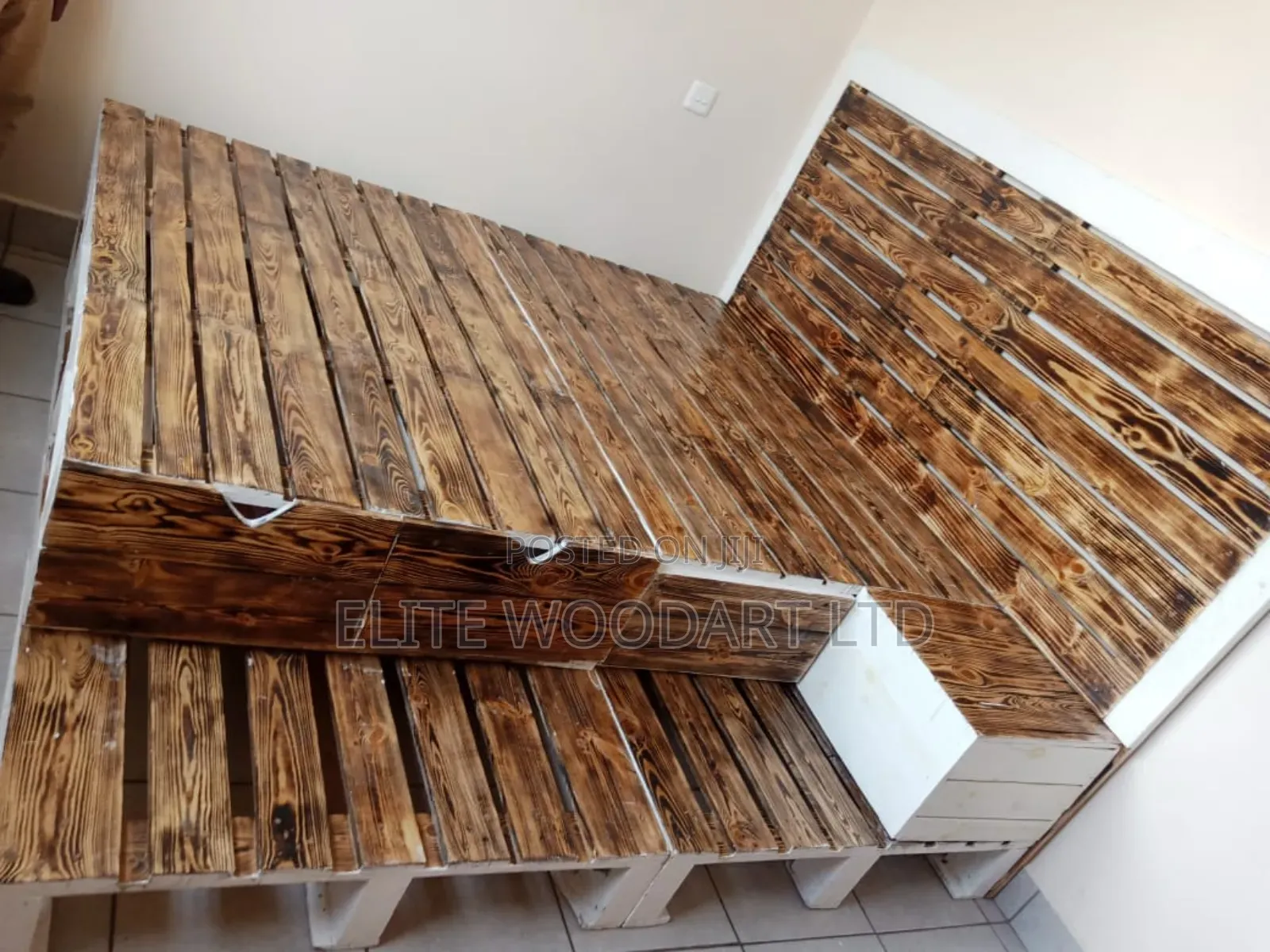 Pallets Box Bed