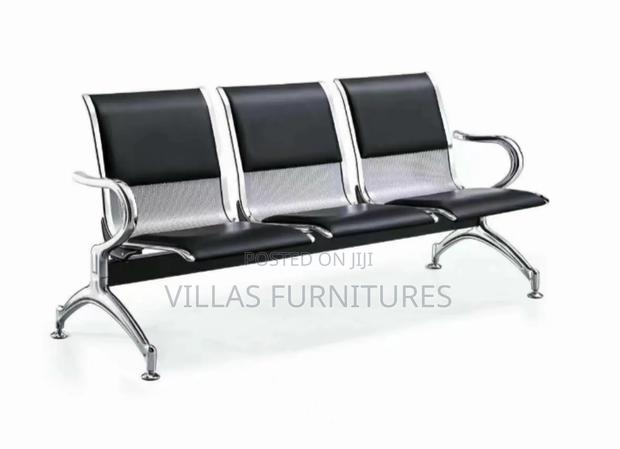 Padded Link Chair