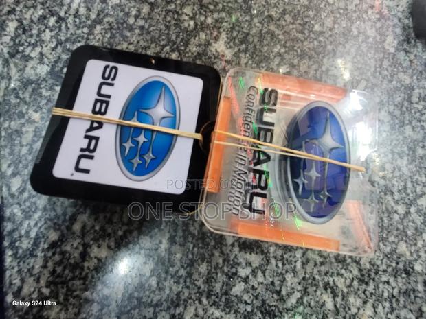 Subaru Black or Clear Insurance Mount - main view