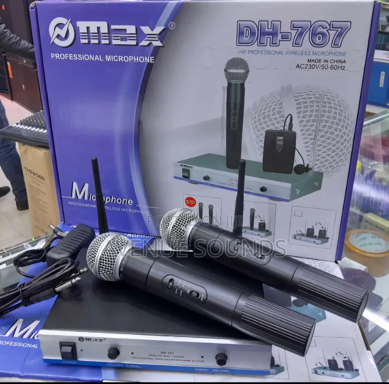 Max 767 Pair of Mics