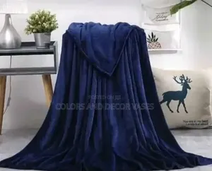 Theme Up Your Home Decor With Beautiful Throw Blankets