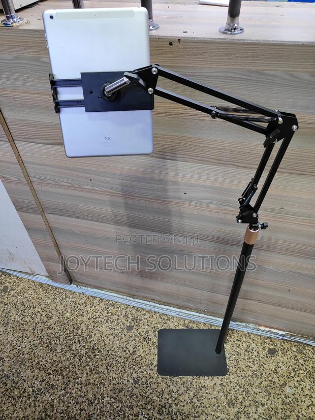 Universal Tablet Holder