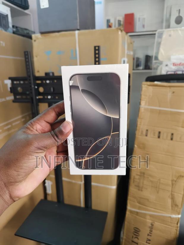 New Apple iPhone 16 Pro 128 GB Black - thumbnail 2