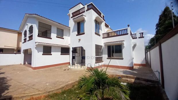 4bdrm Maisonette in Garden Estate, Shanzu for sale