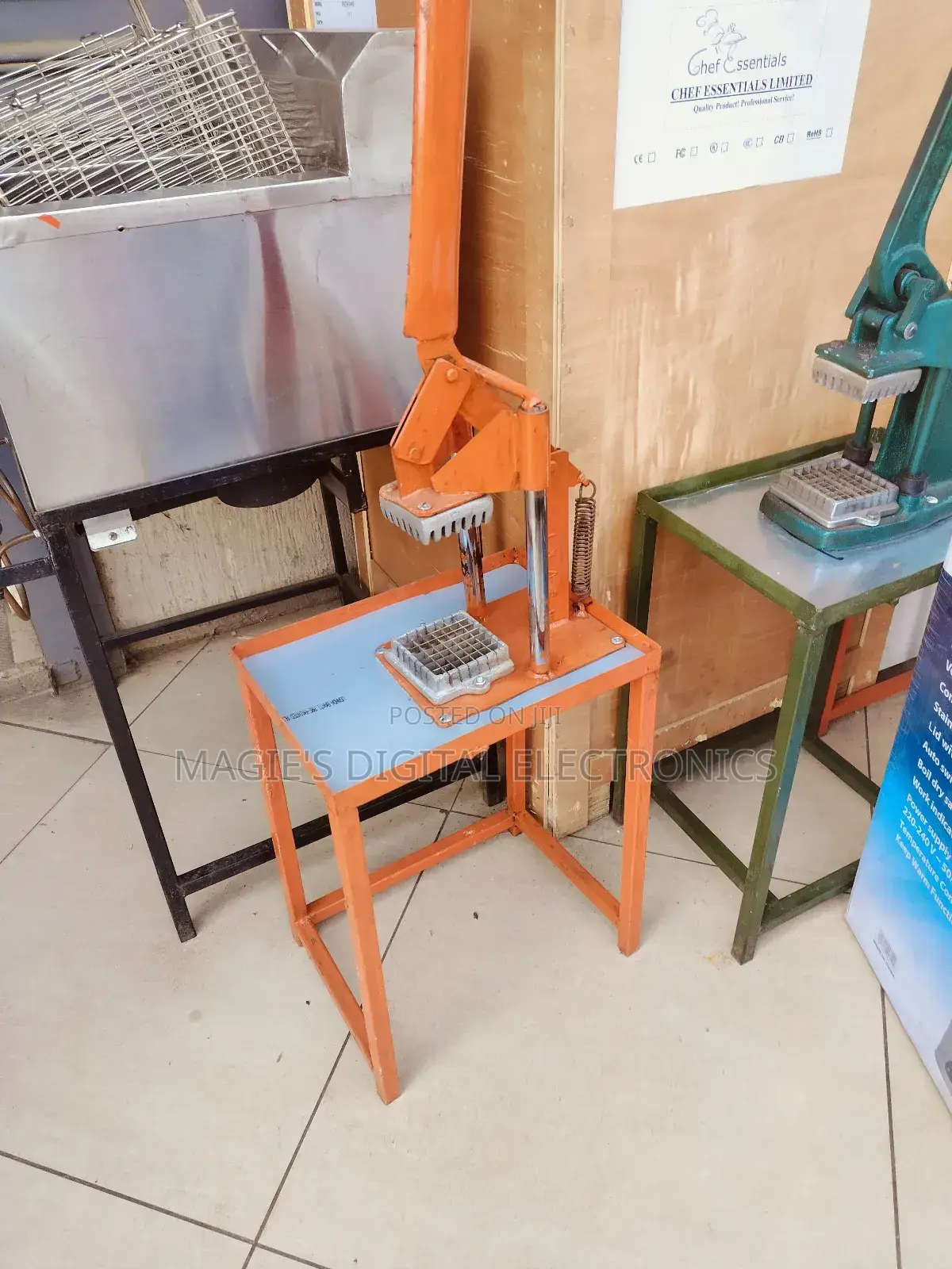 Chips Cutter With Stand