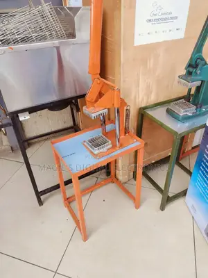 Chips Cutter With Stand