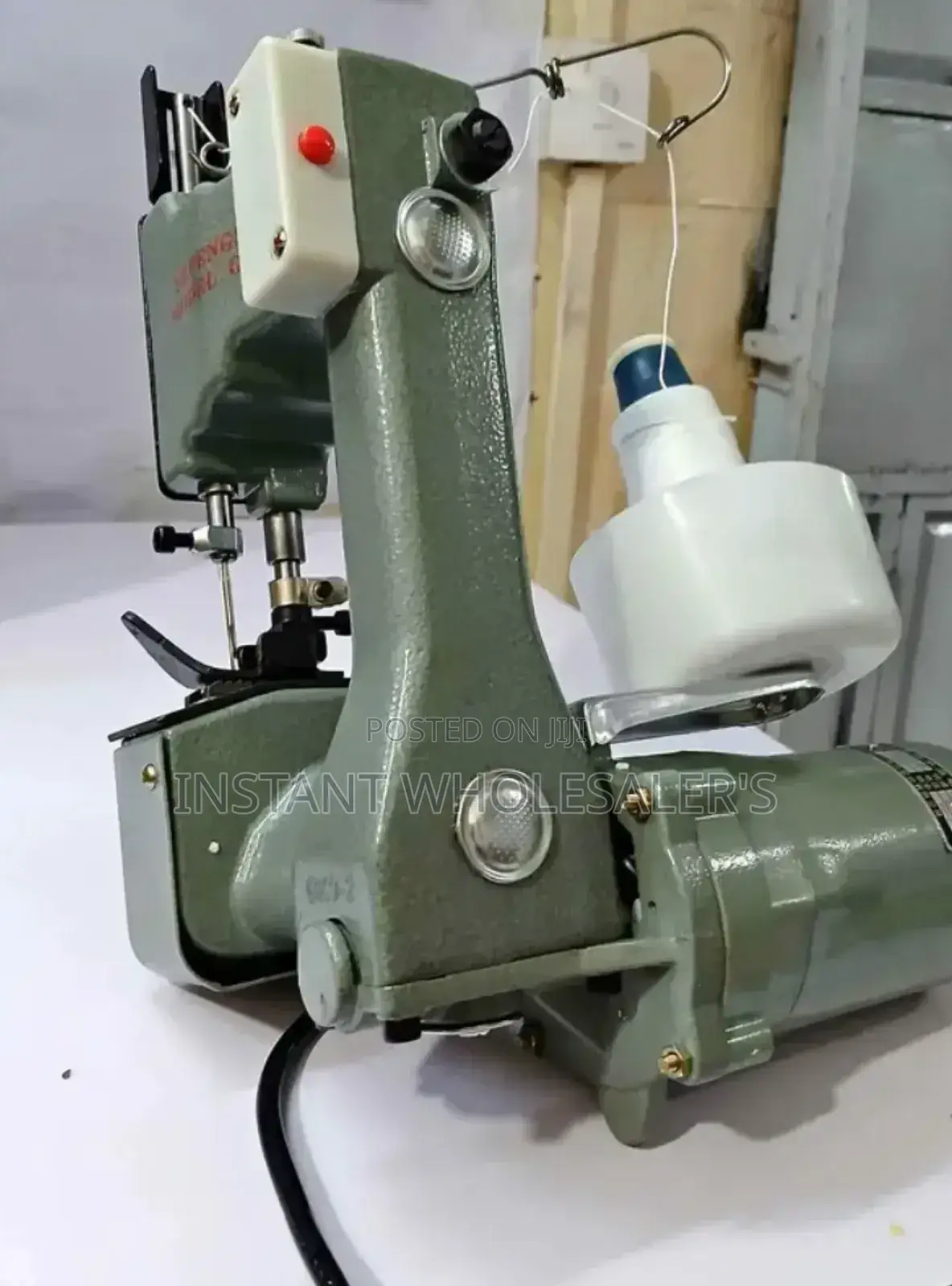 Industrial Bag Closer Machine