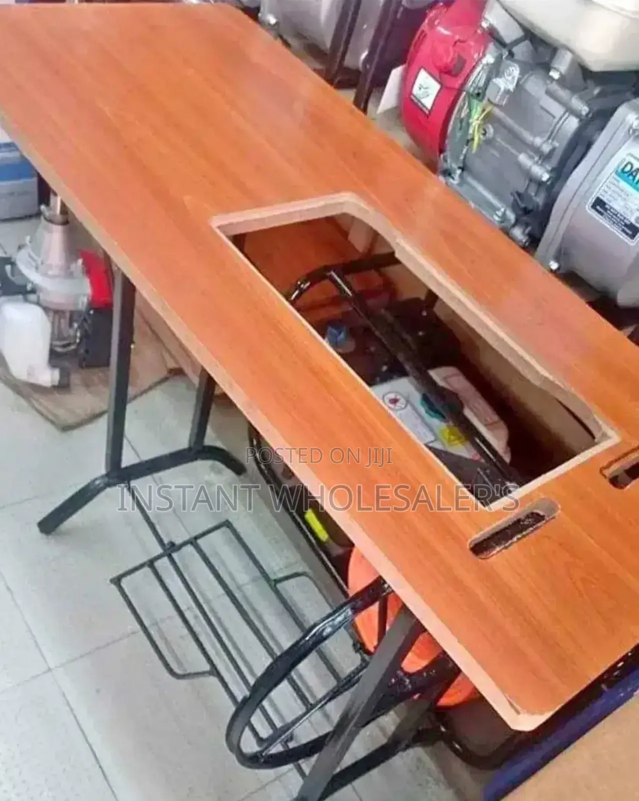 Local Sewing Table