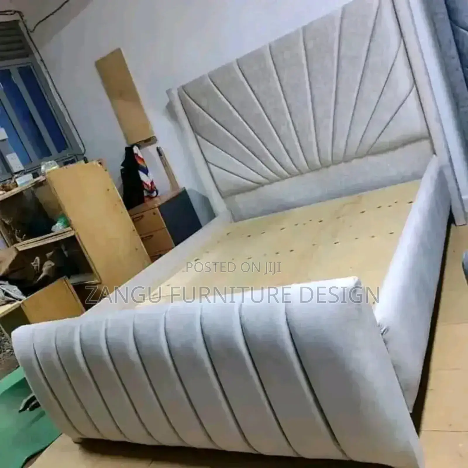 Cream Bed Chesterfield