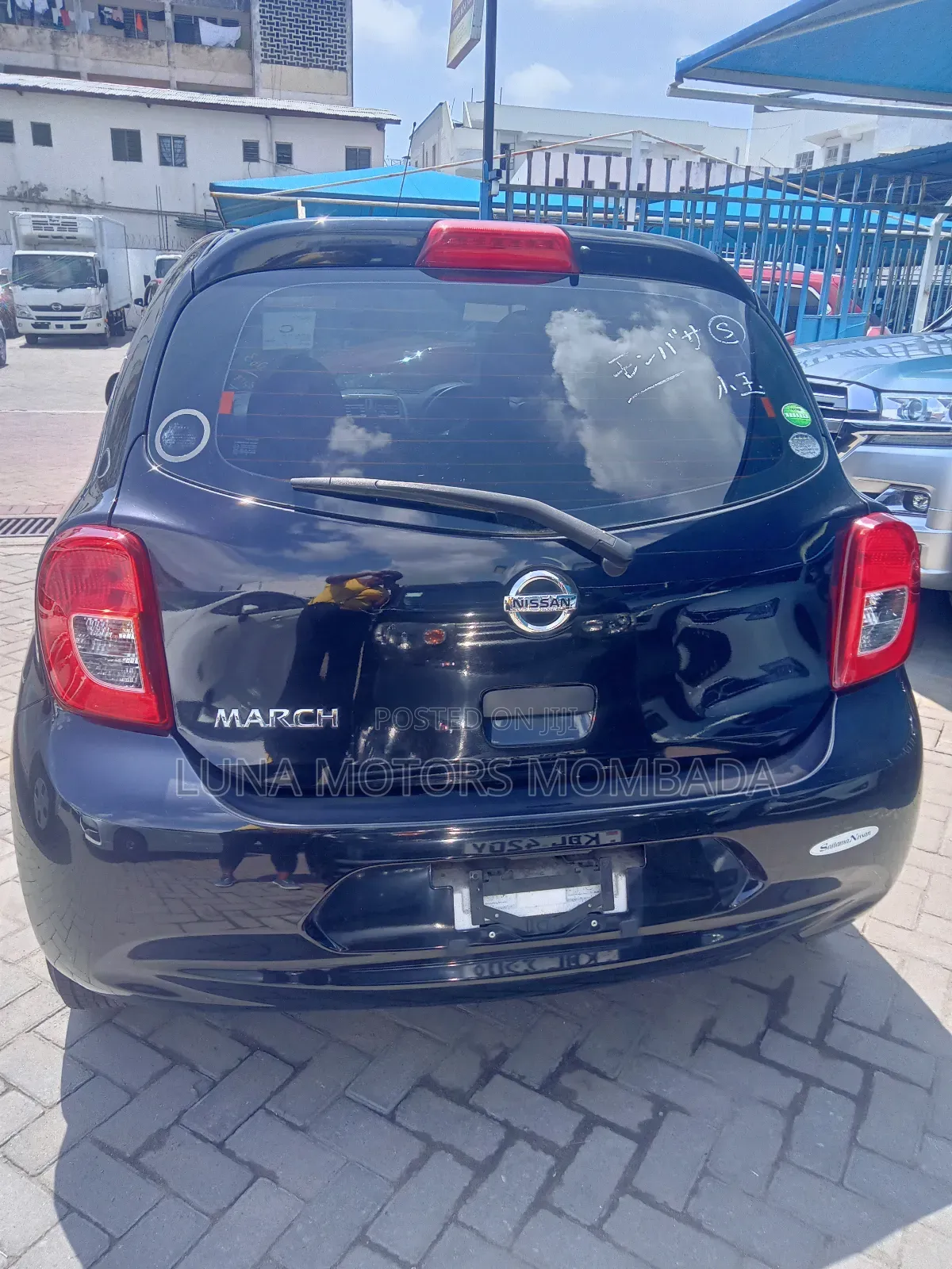 Nissan March 2017 Black