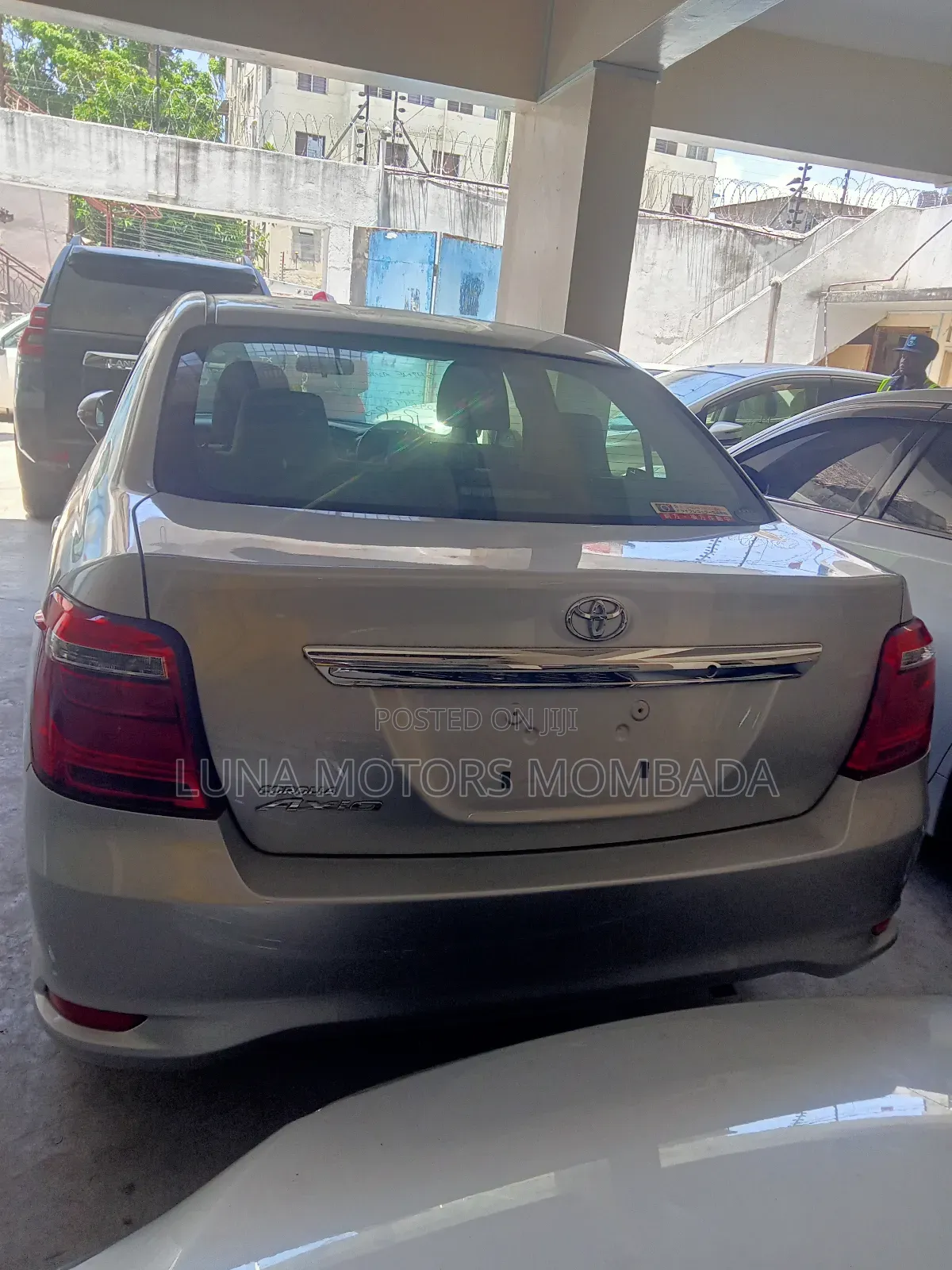 Toyota Axio 2017 Silver