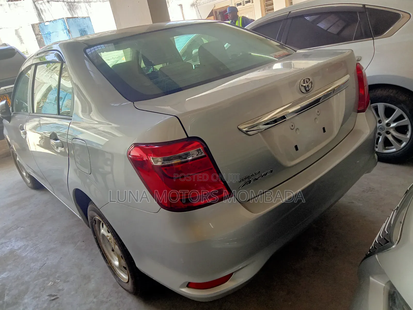 Toyota Axio 2017 Silver