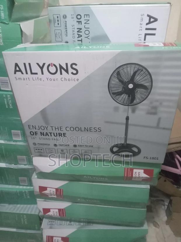 Standing Fan 18" - main view