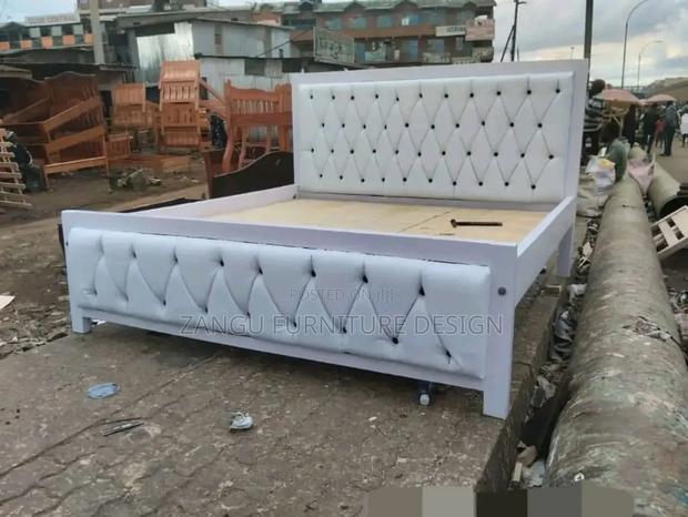 White Bed White Bed - main view