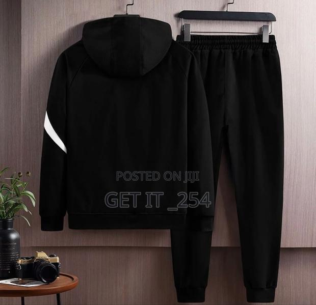 Quality 2 Piece Tracksuits 
Sizes M-Xl - thumbnail 5