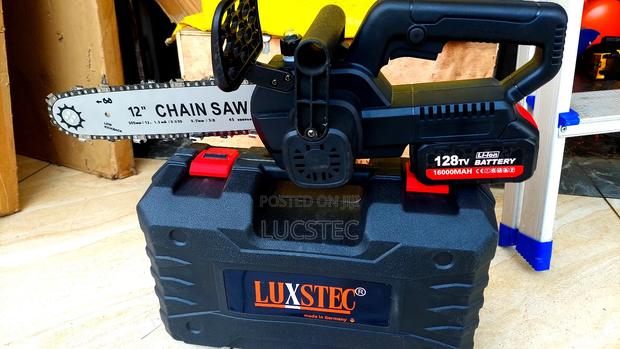 Industrial Lithium-Ion Cordless Chainsaw - thumbnail 2