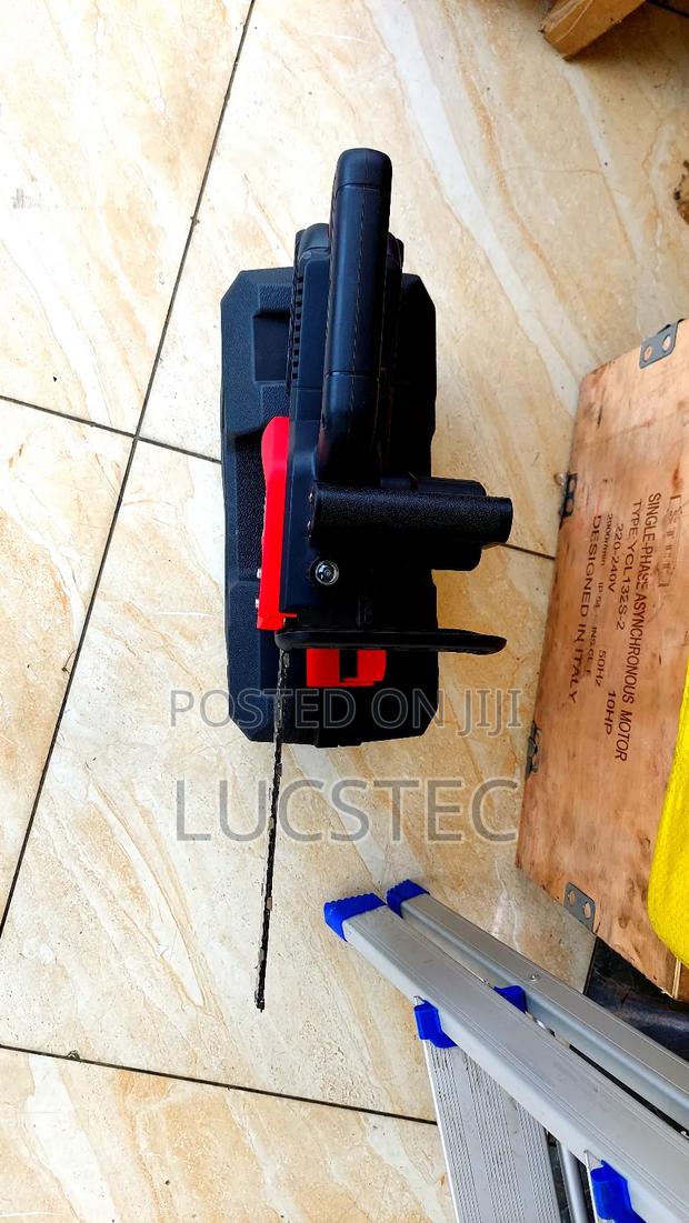Battery Powered Chainsaw 12" - thumbnail 2