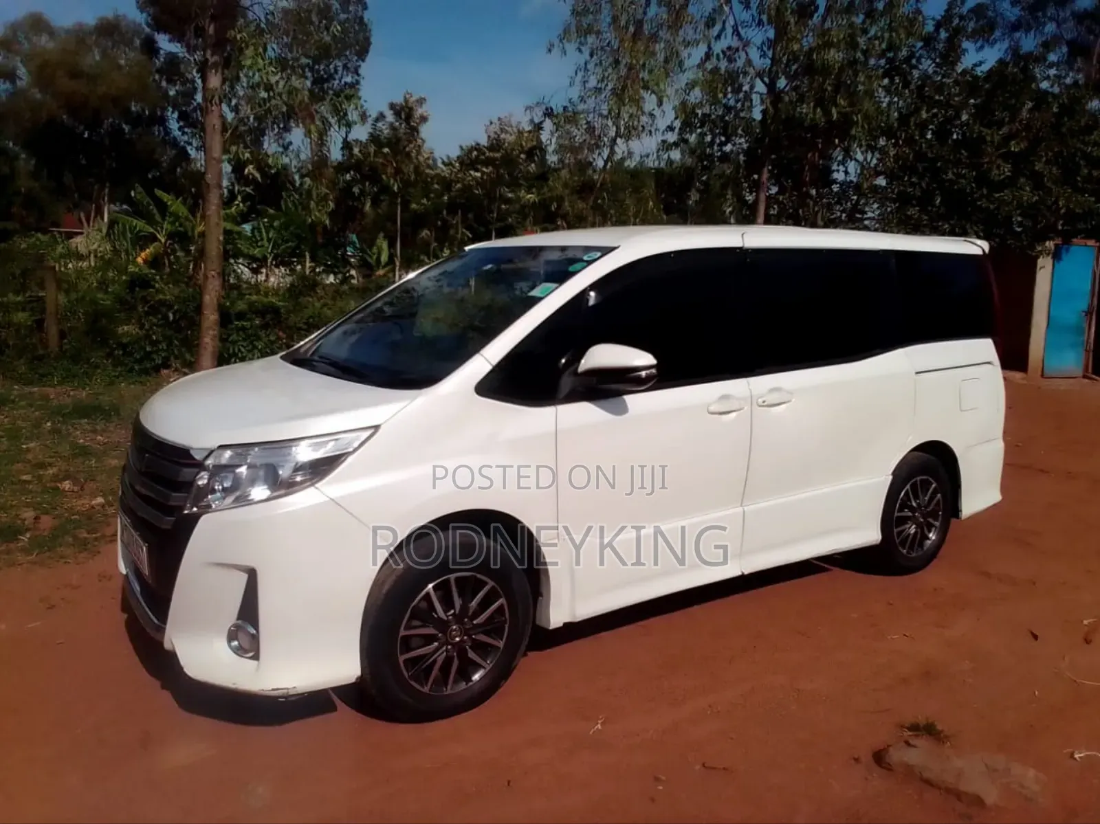 Toyota V8 and Tx for Hire