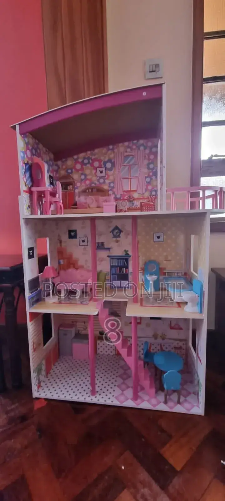 Kid's Doll's House