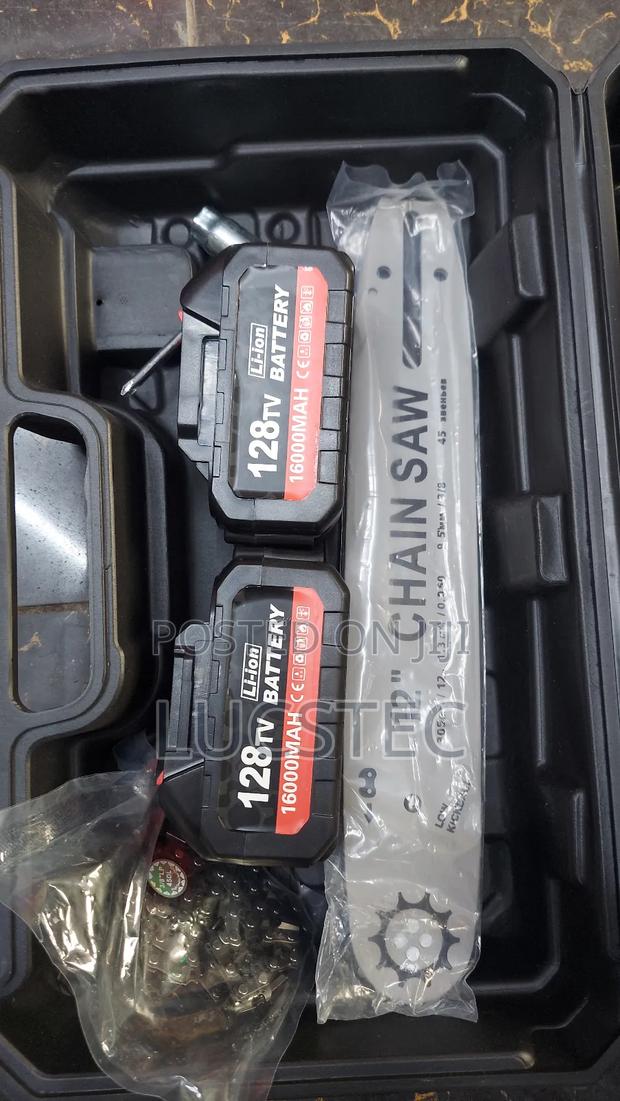 Lithium -Ion Cordless Powersaw - thumbnail 3