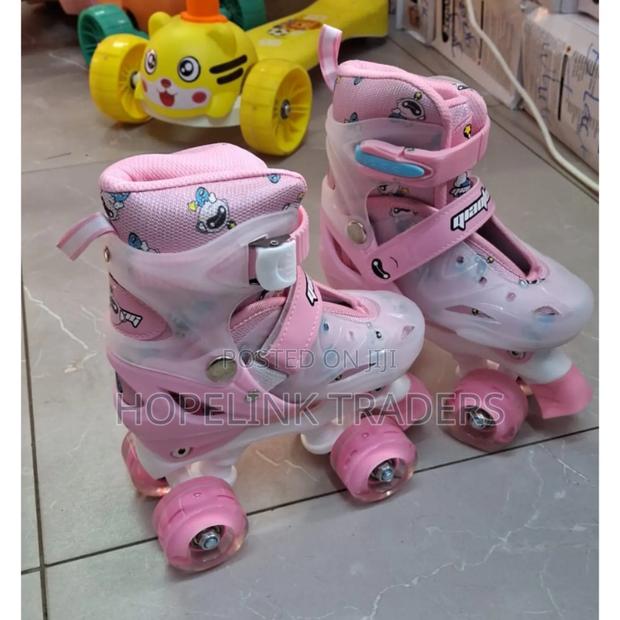 Skating Shoes, Adjustable Skating Shoes,