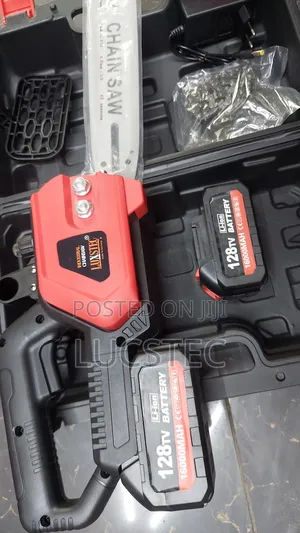 Luxstec Heavy Duty Cordless Chainsaw