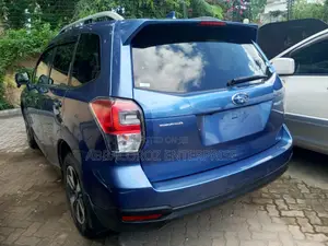 Subaru Forester 2.0XT Premium AWD 2017 Blue